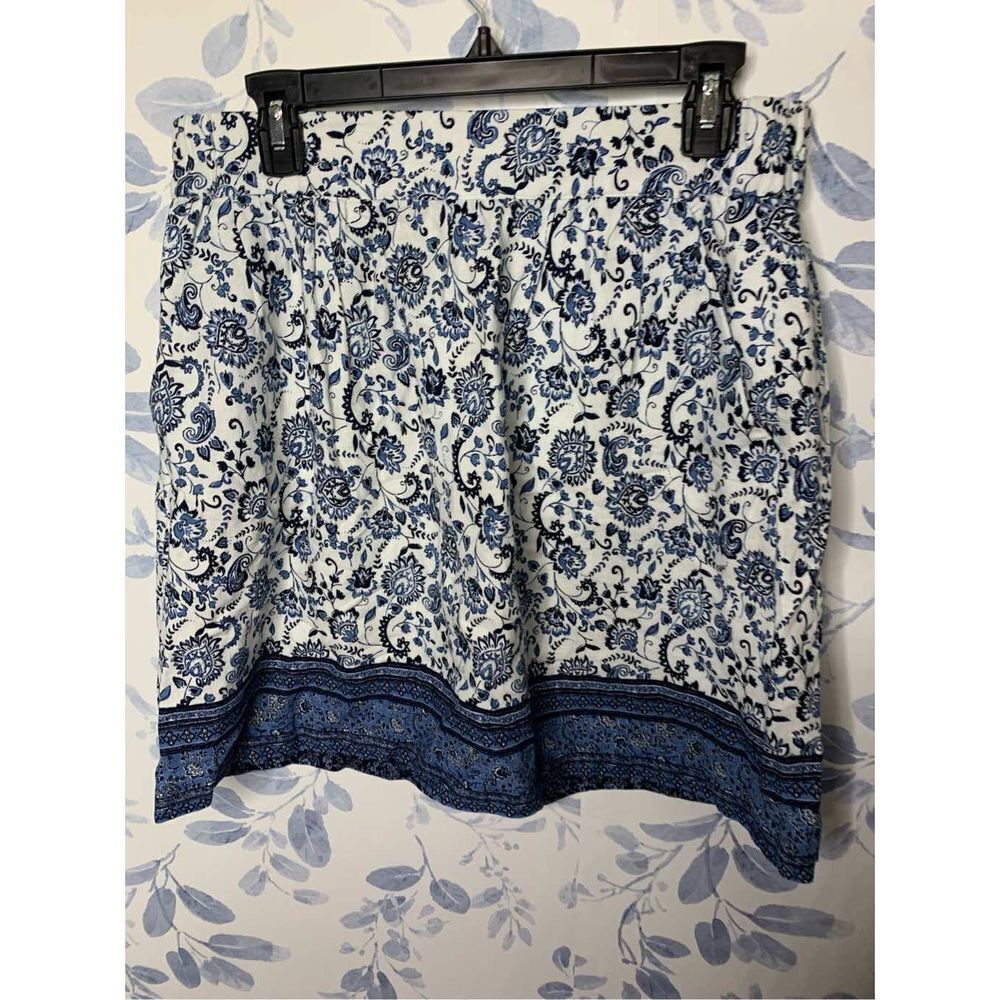 Loft Above The Knee Paisley Blue Skirt Size S - Picture 5 of 7
